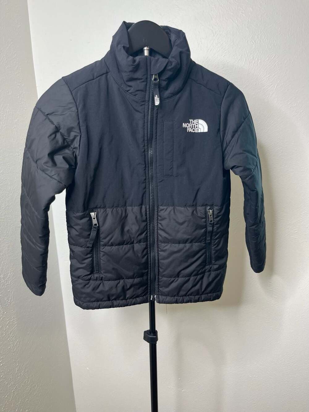 The North Face Youth Black Quilted Full Zip Puffer Jacket Size 7/8